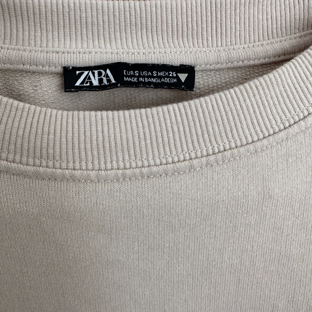 Zara Ruffle Sweatshirt - Picture 3 of 3